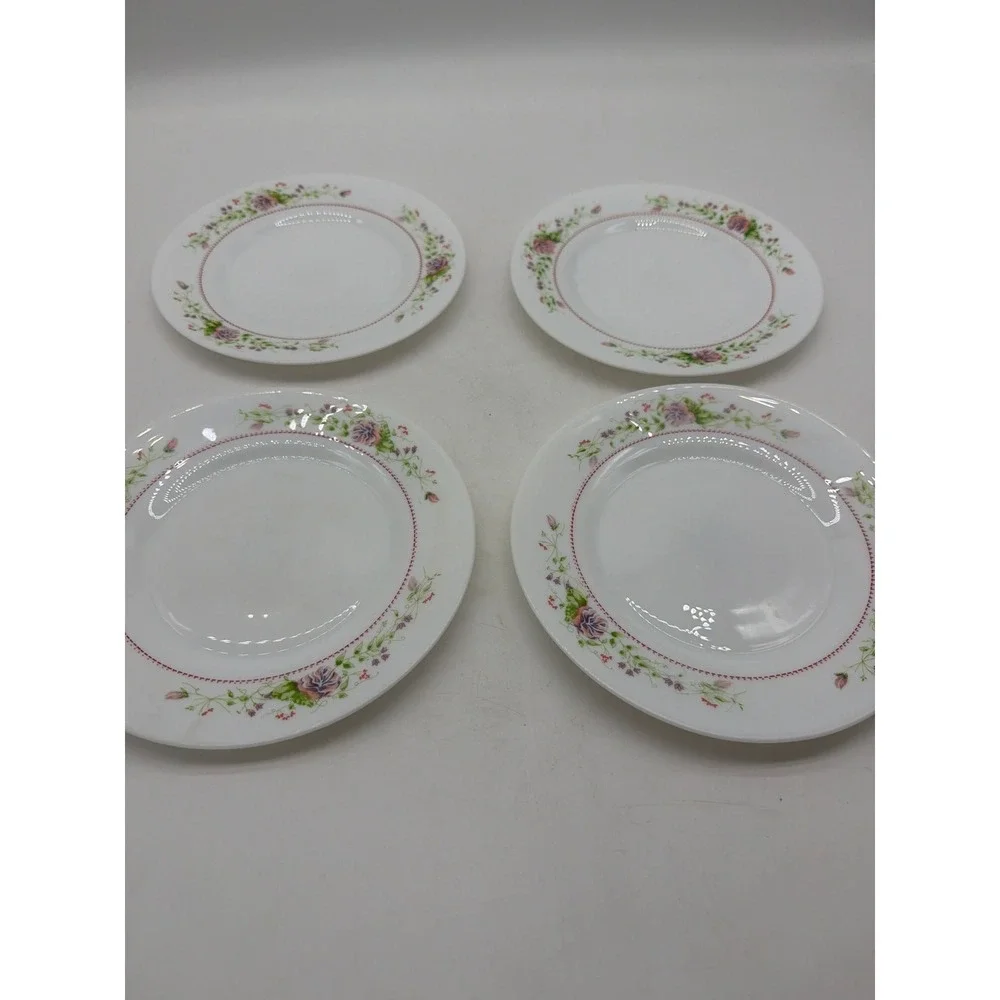 Set of 4 Arcopal Victorian Charm Milk Glass Dessert Plates 7 3/4